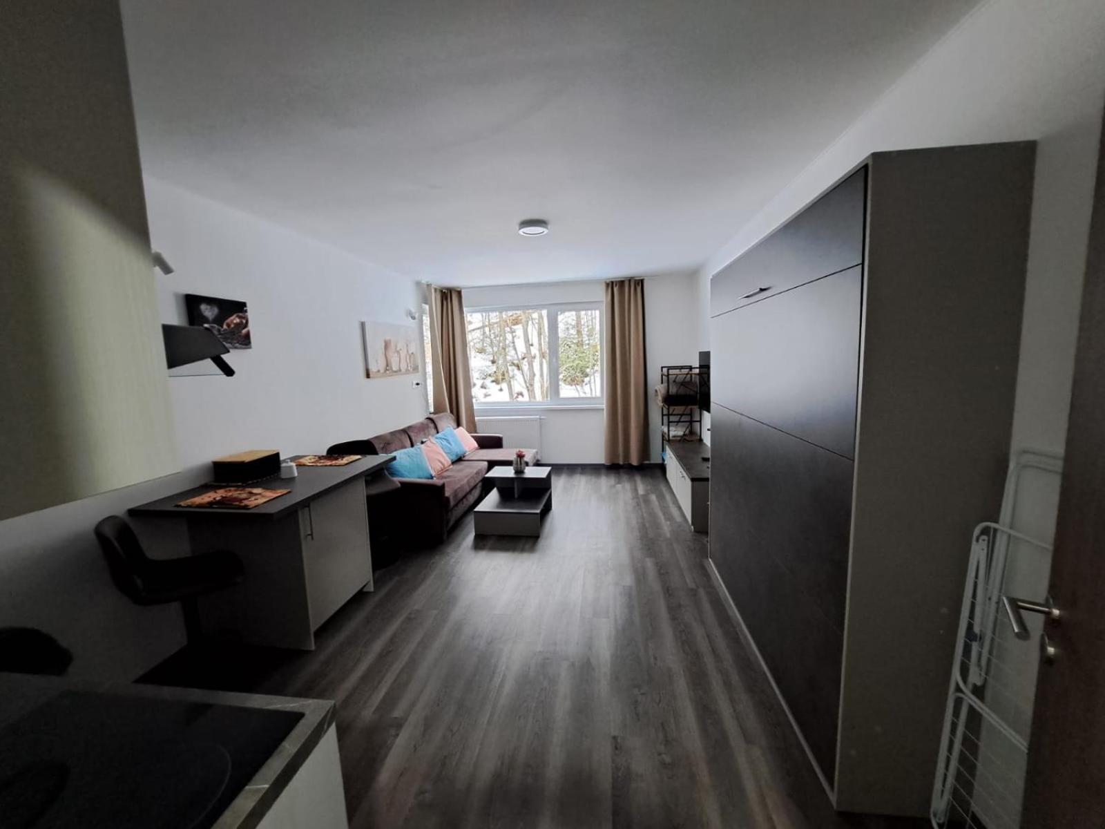 Helena Pod Klinovcem 公寓